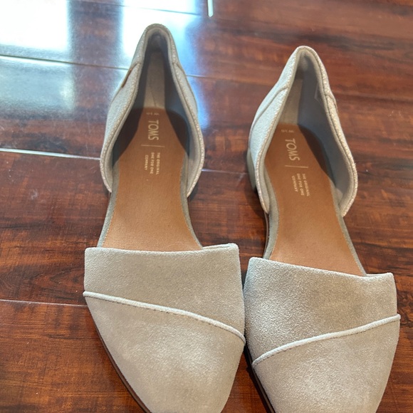 Tom's Jutti D'Orsay Flats- Size 10, gray and white - Picture 2 of 4